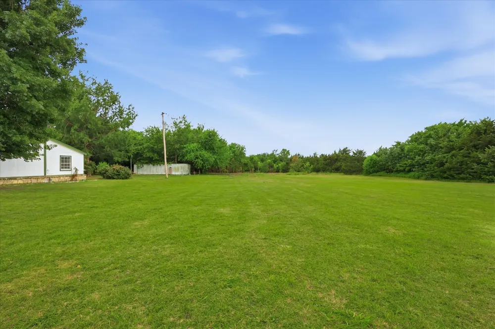 658 CR 5012 Leonard, TX 75452