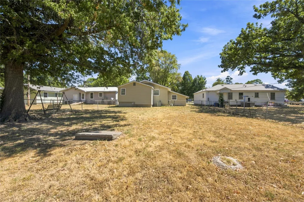 208 S Ora Street Pryor, OK 74361