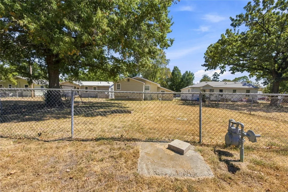 208 S Ora Street Pryor, OK 74361