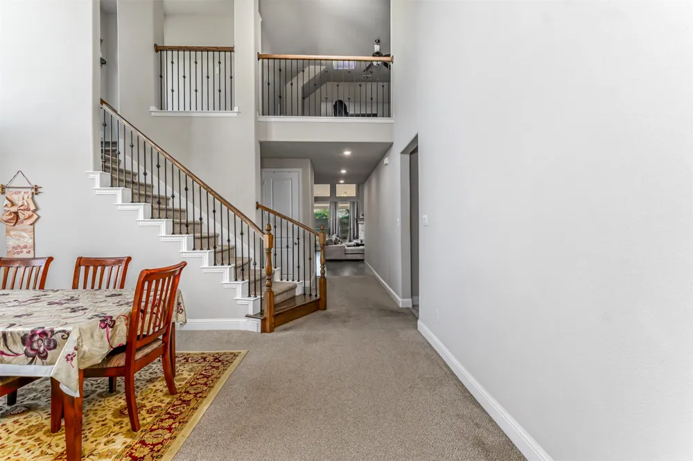 2710 Avondale Drive Mansfield, TX 76063