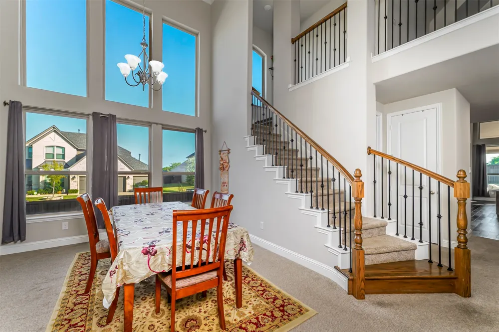 2710 Avondale Drive Mansfield, TX 76063