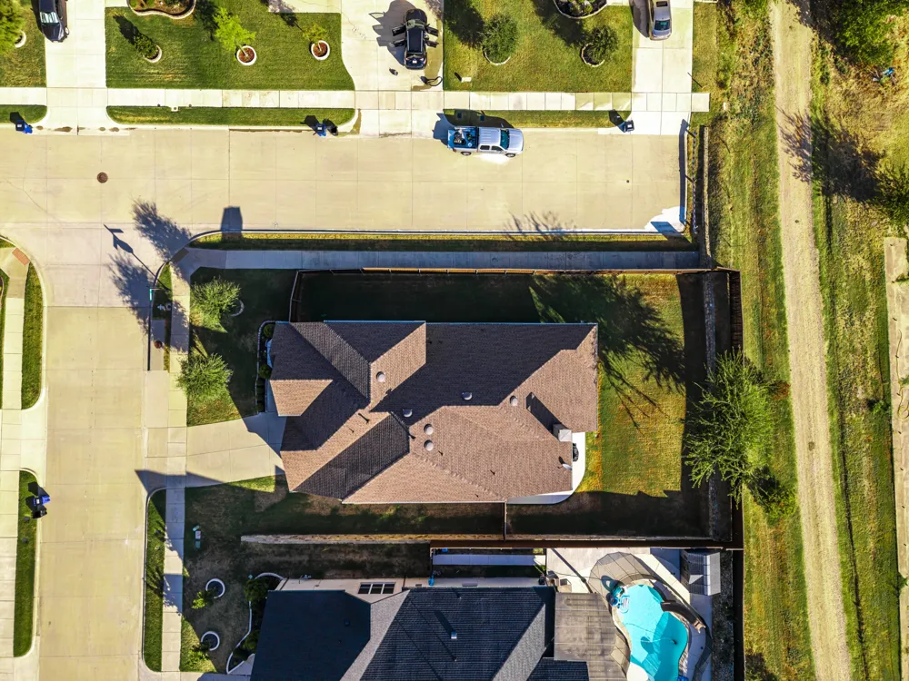 2710 Avondale Drive Mansfield, TX 76063