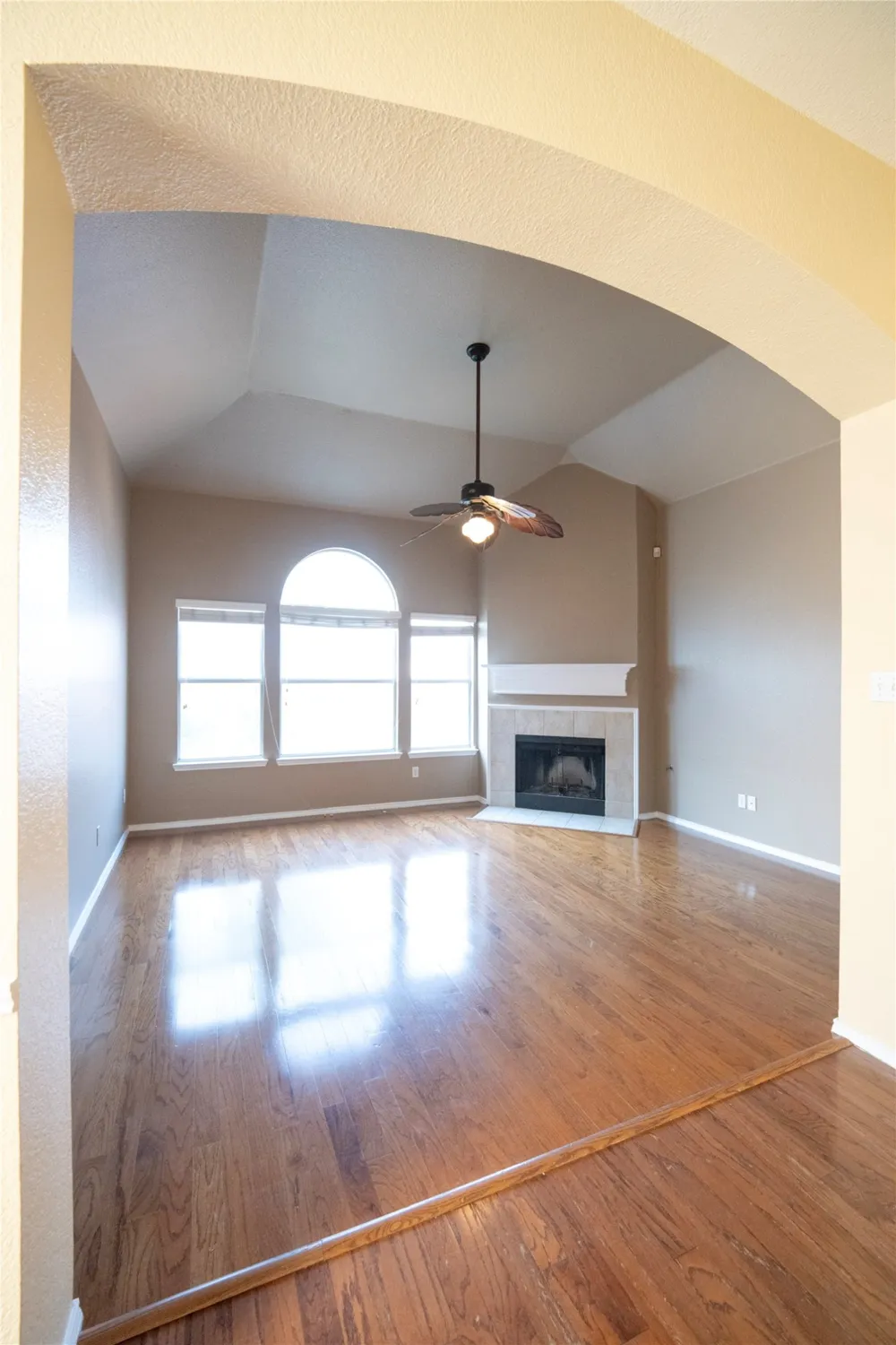 5521 Riverview Drive The Colony, TX 75056