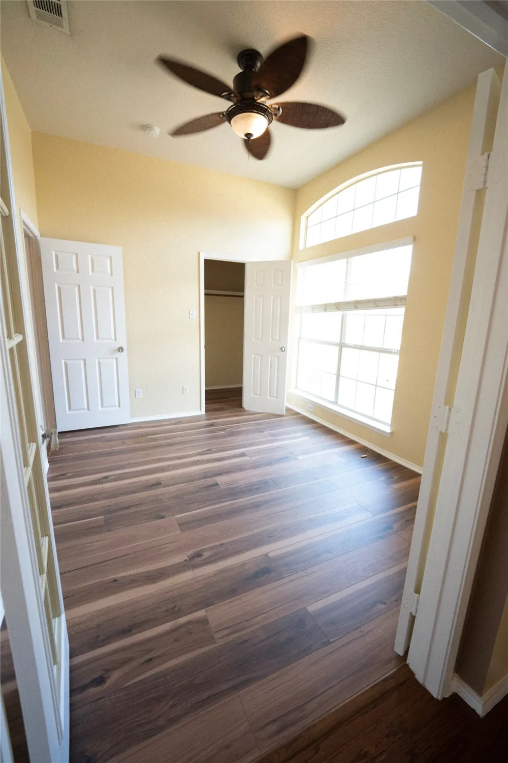 5521 Riverview Drive The Colony, TX 75056