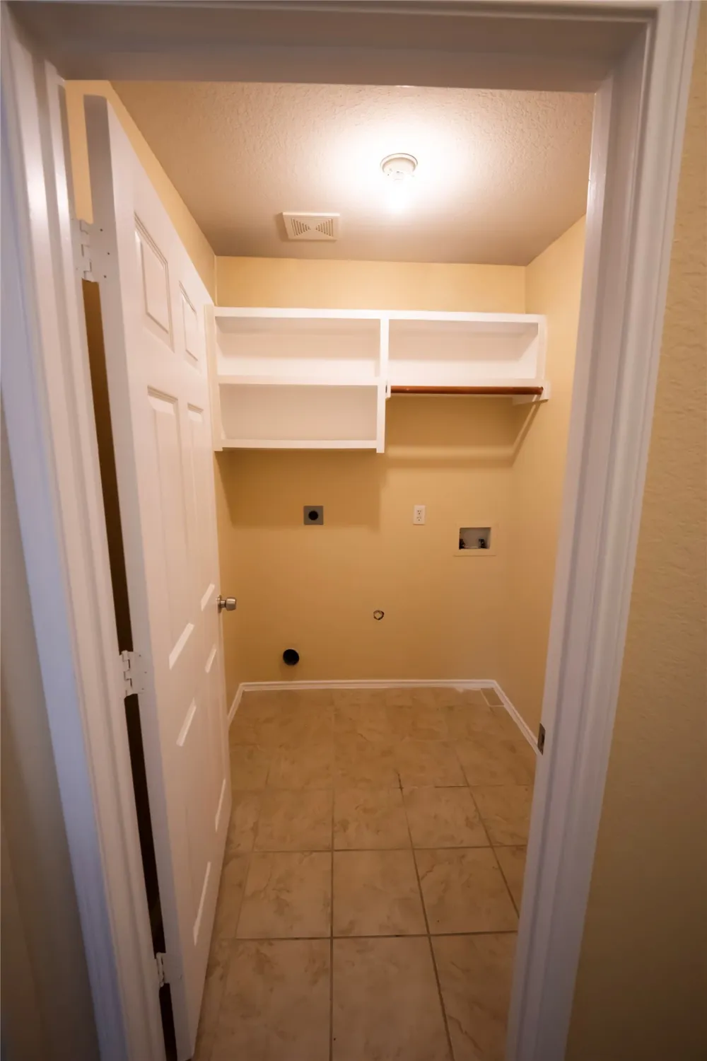 5521 Riverview Drive The Colony, TX 75056