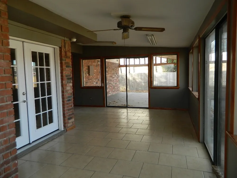 618 W Downing Street Tahlequah, OK 74464