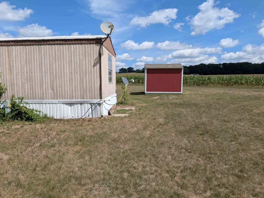 3033 S Coldwater Road Broomfield Township, MI 48858