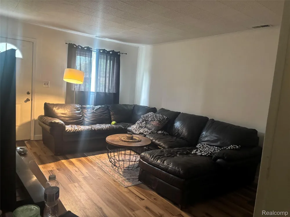 20804 Woodward Street Clinton Charter Township, MI 48035