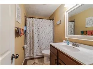 249 Strese Lane Apple Valley, MN 55124