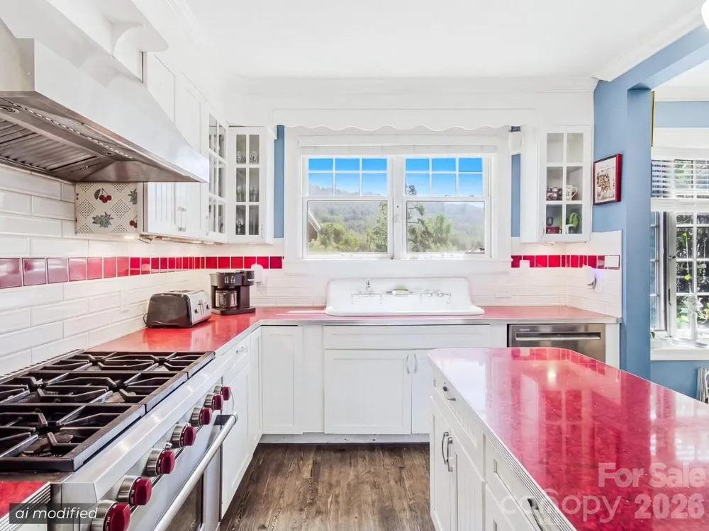 199 Kimberly Avenue Asheville, NC 28804