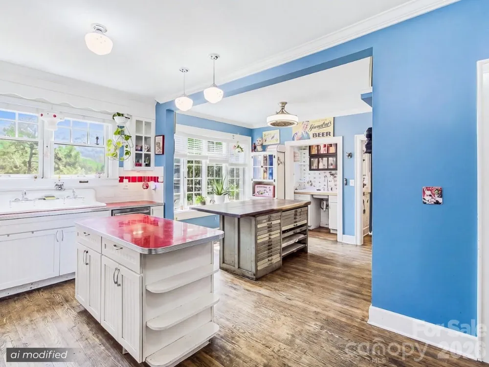 199 Kimberly Avenue Asheville, NC 28804