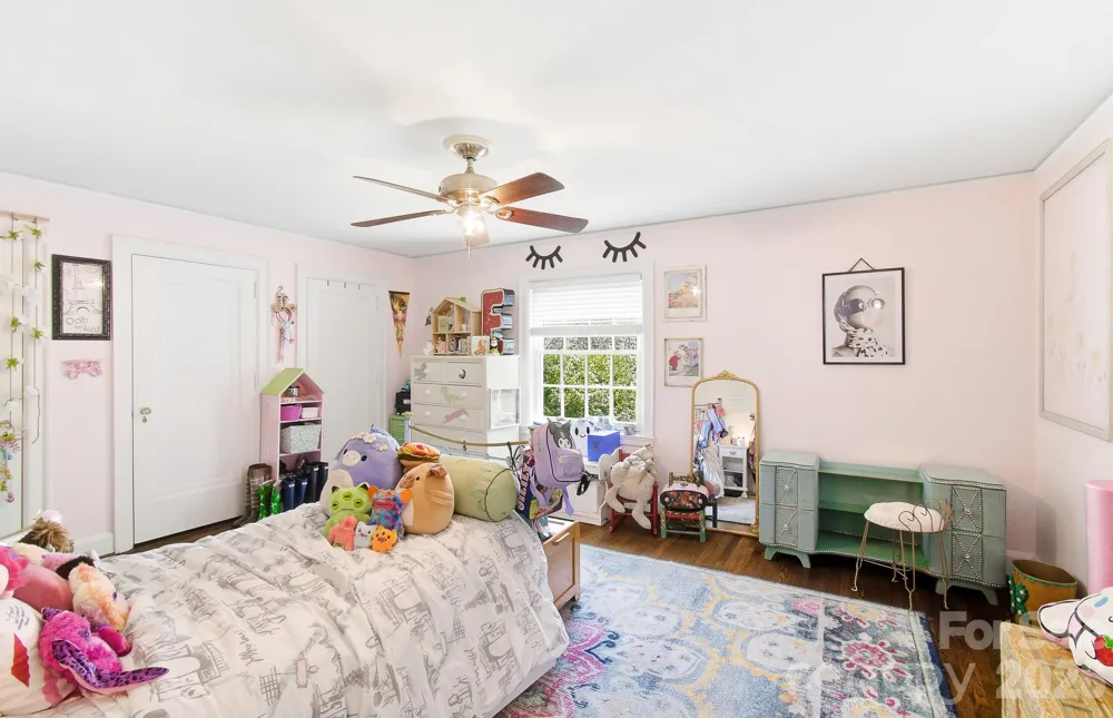 199 Kimberly Avenue Asheville, NC 28804