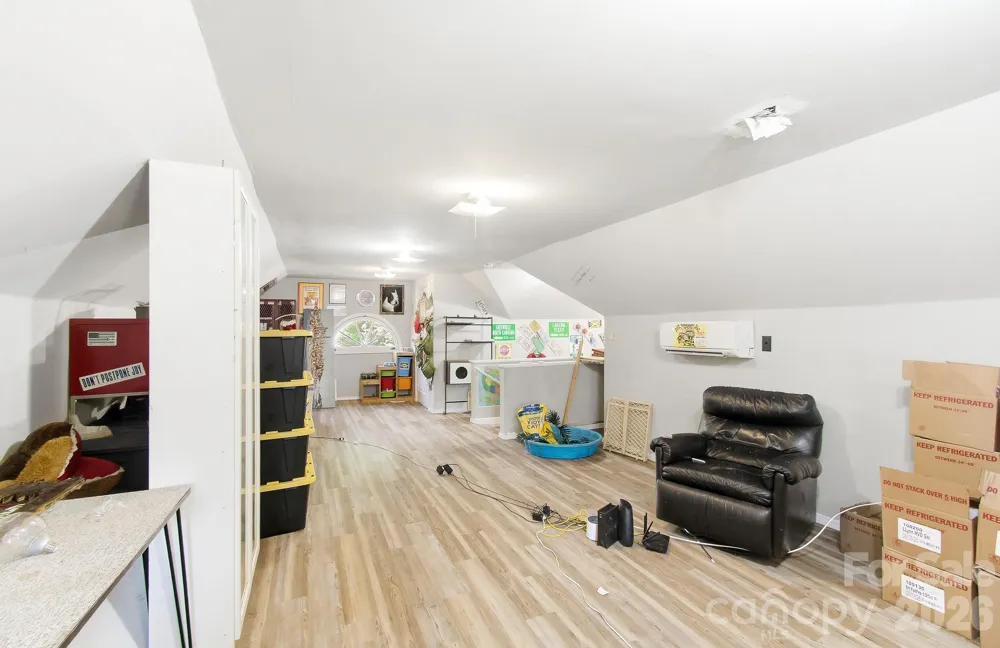 199 Kimberly Avenue Asheville, NC 28804