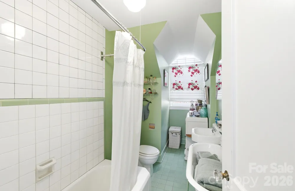 199 Kimberly Avenue Asheville, NC 28804