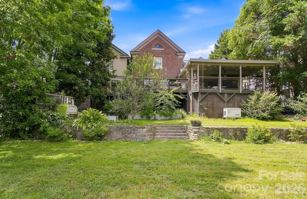 199 Kimberly Avenue Asheville, NC 28804
