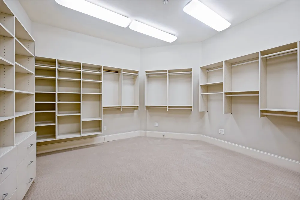 8505 Edgemere Road #202 Dallas, TX 75225