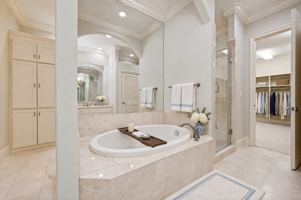 8505 Edgemere Road #202 Dallas, TX 75225