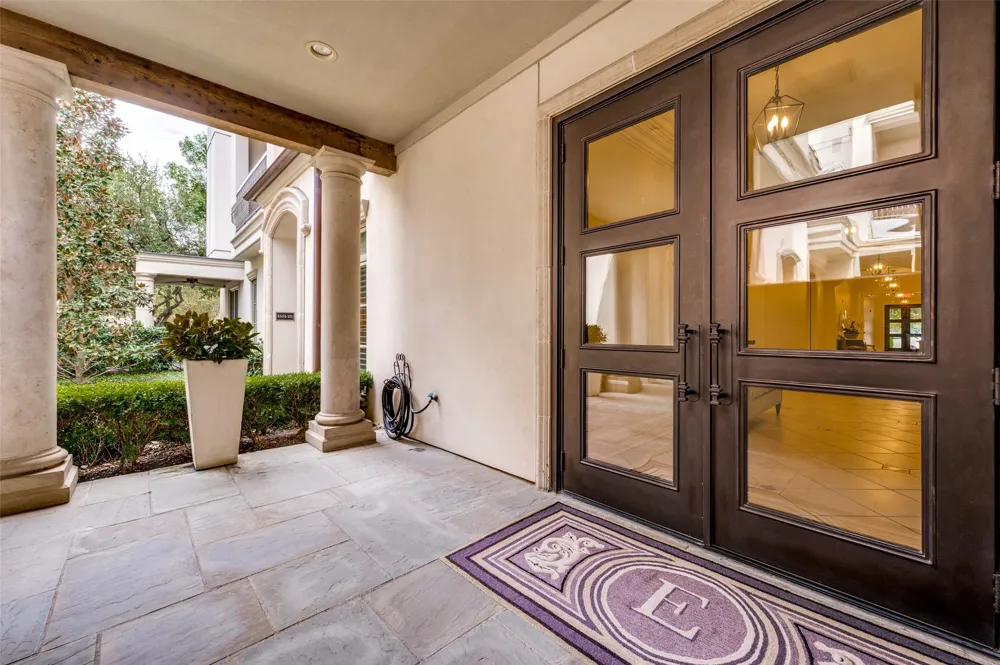 8505 Edgemere Road #202 Dallas, TX 75225
