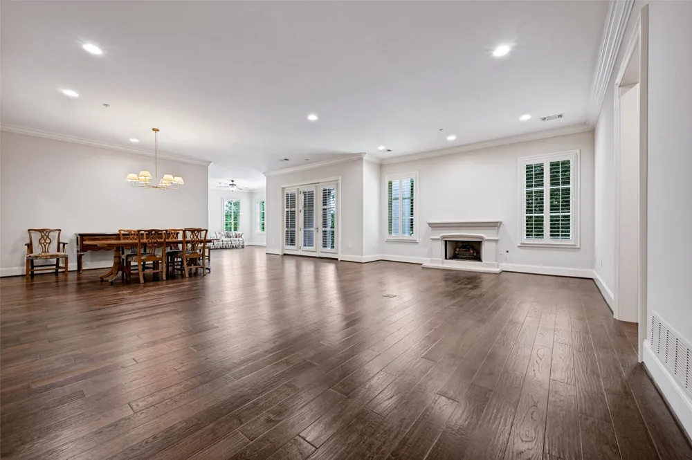 8505 Edgemere Road #202 Dallas, TX 75225