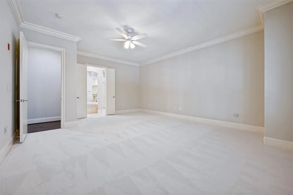 8505 Edgemere Road #202 Dallas, TX 75225