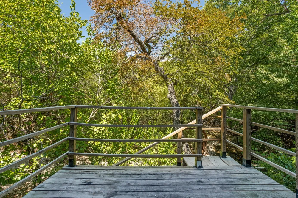 1229 Forest Cove Lane Garland, TX 75040