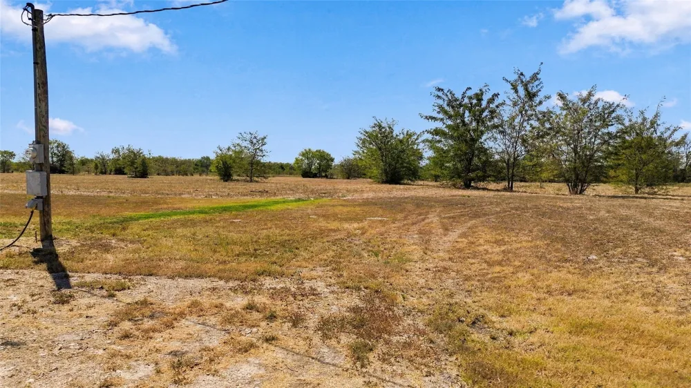 651 FM 3132 Klondike, TX 75448