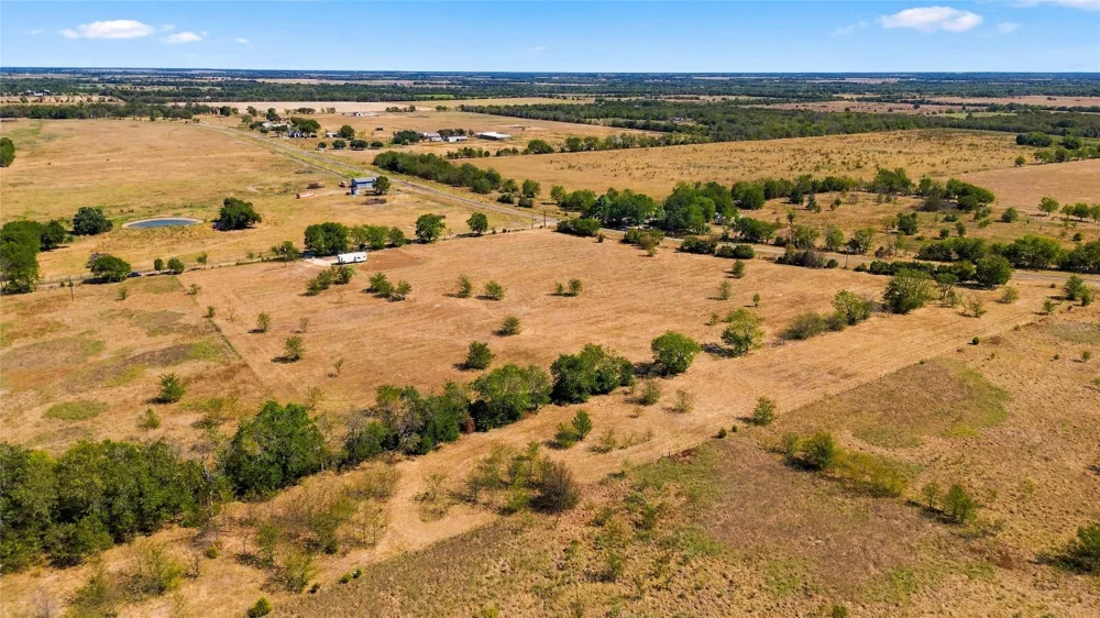651 FM 3132 Klondike, TX 75448