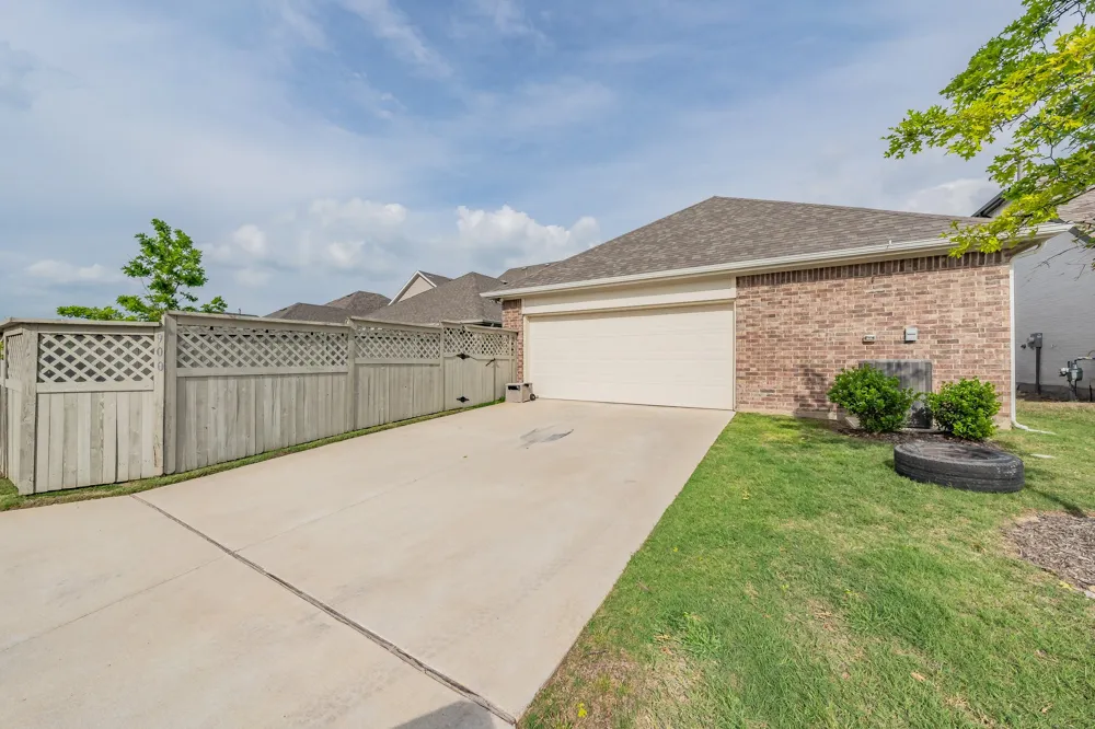 900 Pearl Place Northlake, TX 76247