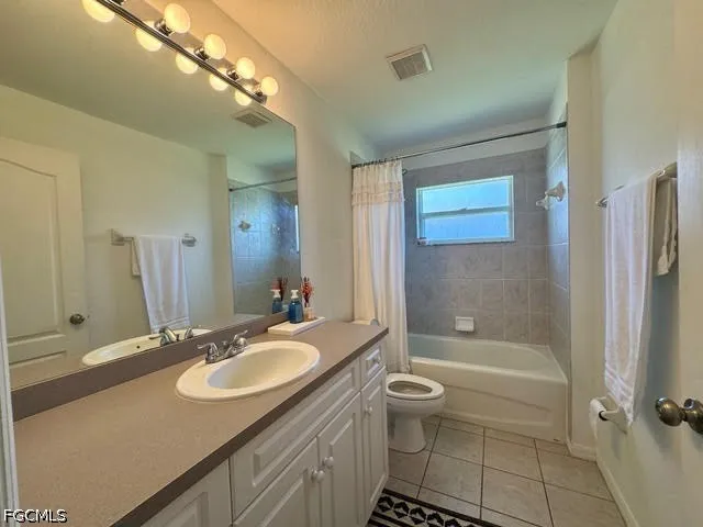SW 13th Terrace Cape Coral, FL 33991