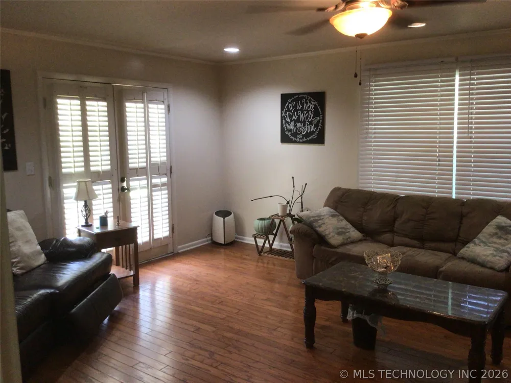 508 SE 17th Street Pryor, OK 74361