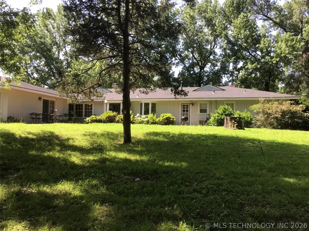 508 SE 17th Street Pryor, OK 74361