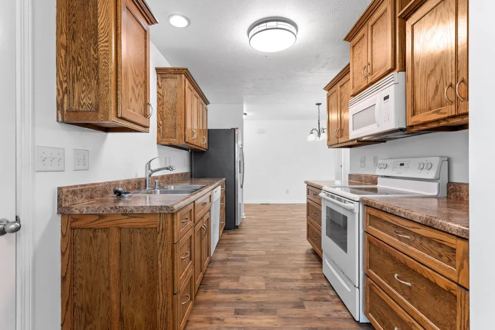 1820 Emily Ln Columbia, TN 38401