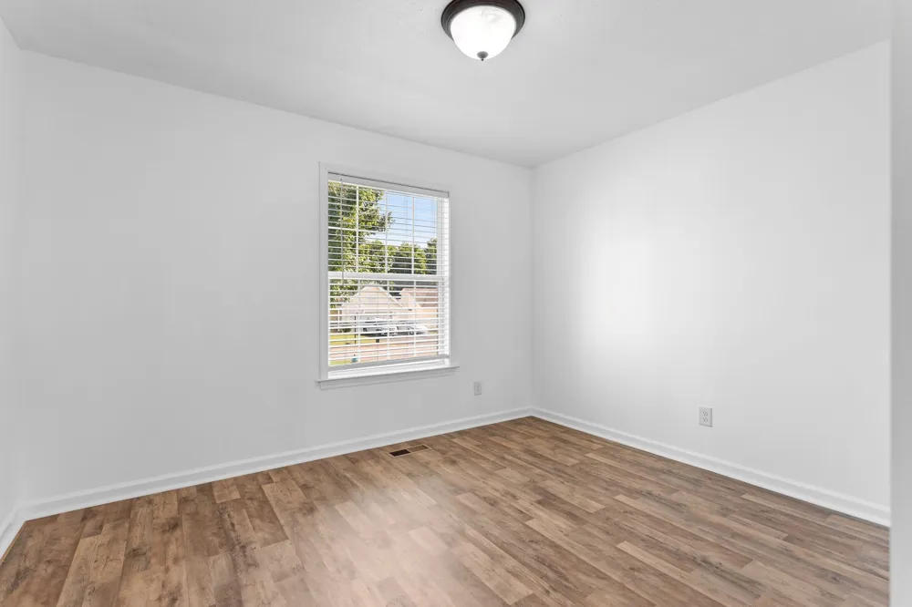 1820 Emily Ln Columbia, TN 38401