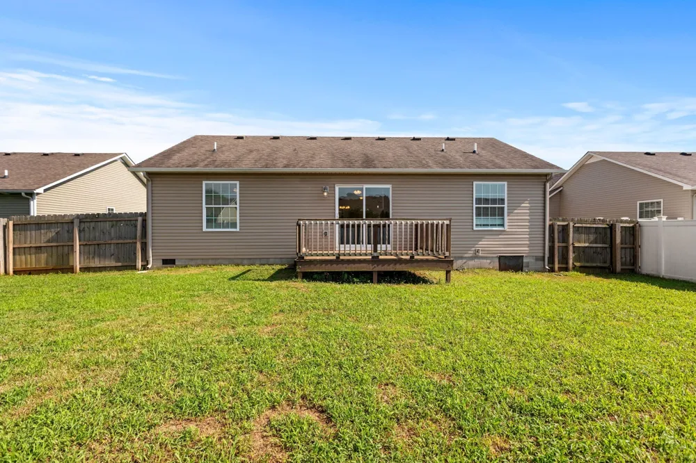 1820 Emily Ln Columbia, TN 38401