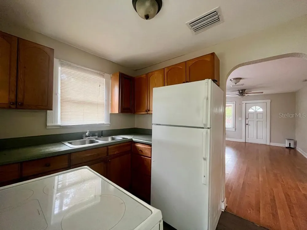 10106 ARDEN AVENUE Tampa, FL 33612