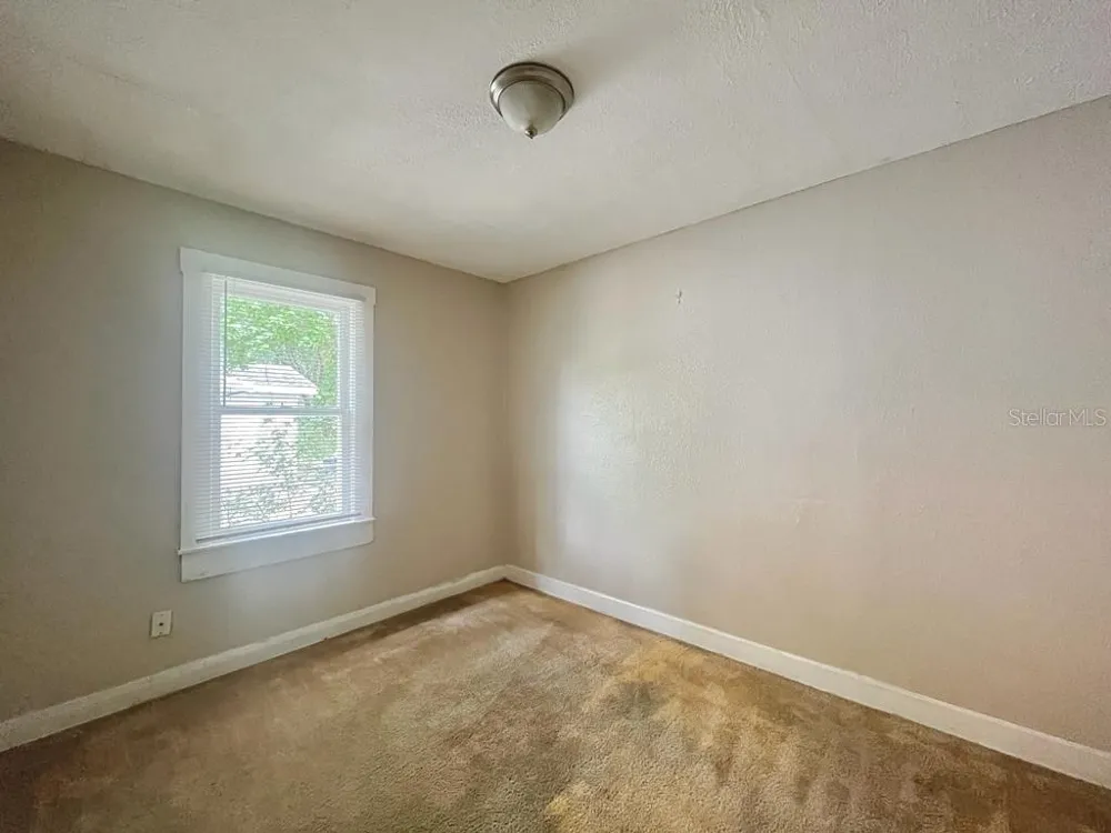 10106 ARDEN AVENUE Tampa, FL 33612