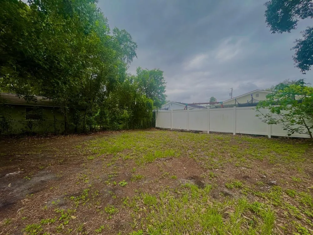 10106 ARDEN AVENUE Tampa, FL 33612