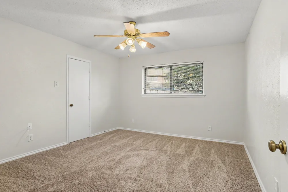 533 San Pedro Drive Garland, TX 75043