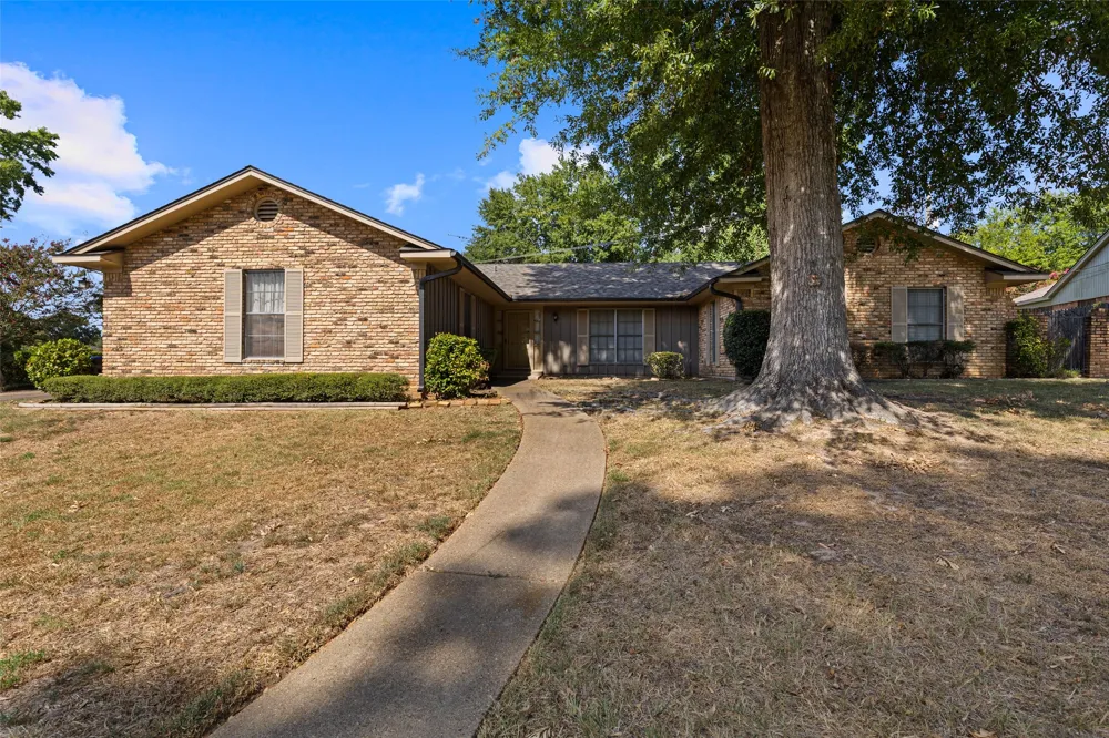 515 Berkshire Drive Longview, TX 75605