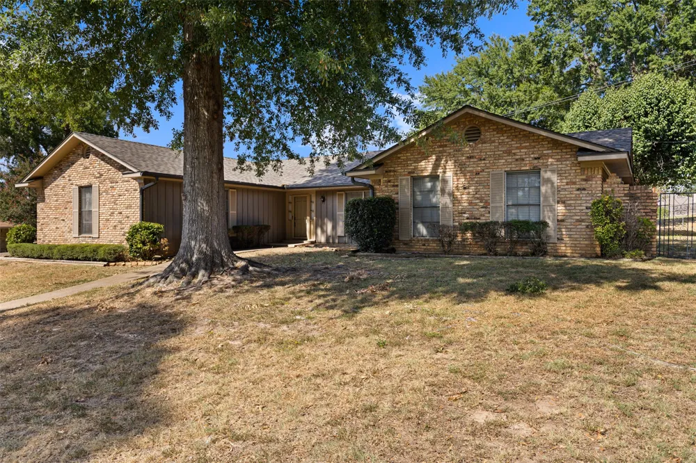 515 Berkshire Drive Longview, TX 75605