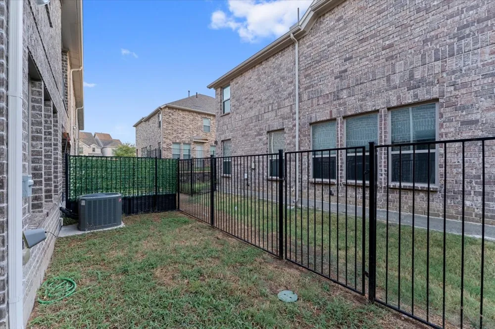 207 Congaree Road Allen, TX 75002
