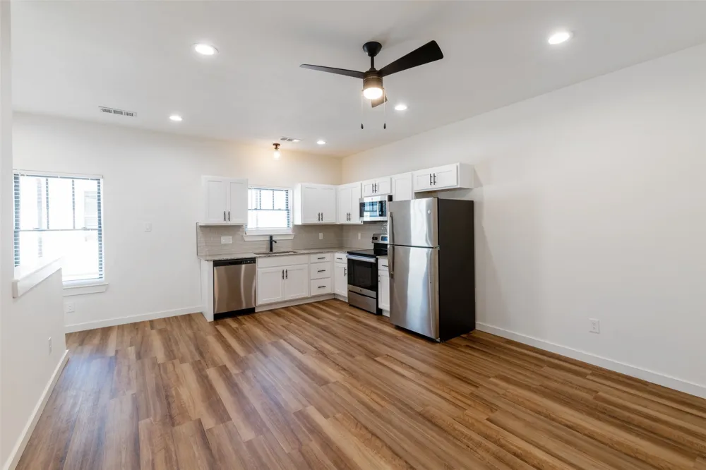 1139 Kings Highway #103 Dallas, TX 75208