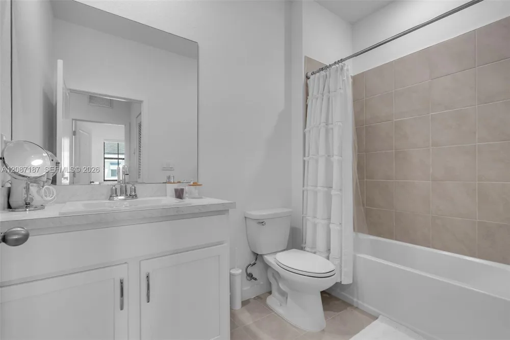 856 NW 3rd Way Pompano Beach, FL 33060