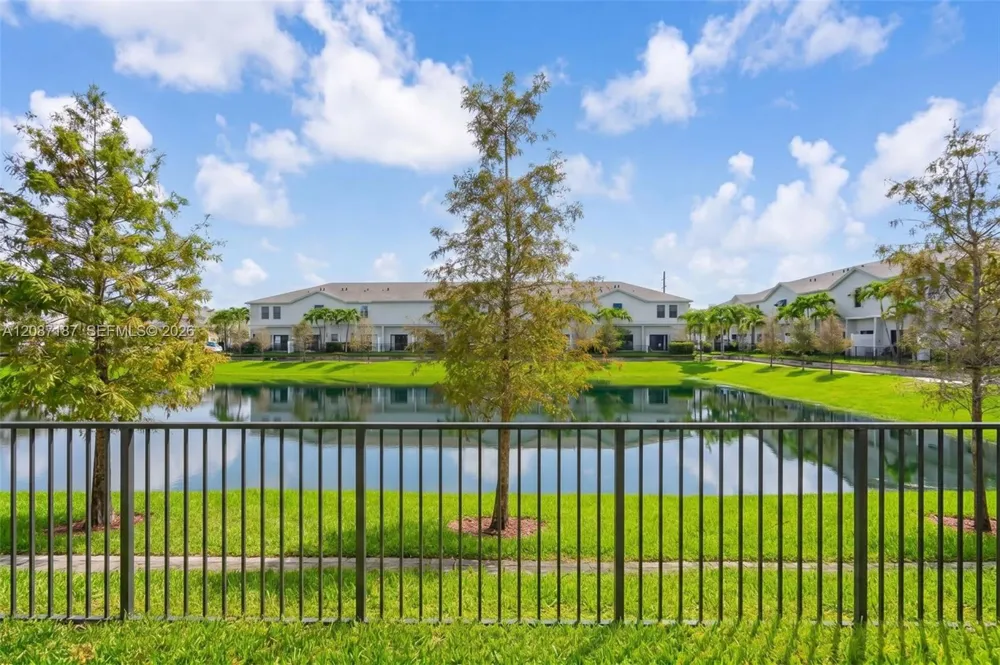 856 NW 3rd Way Pompano Beach, FL 33060