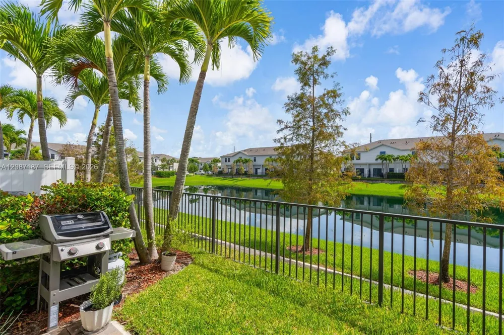 856 NW 3rd Way Pompano Beach, FL 33060