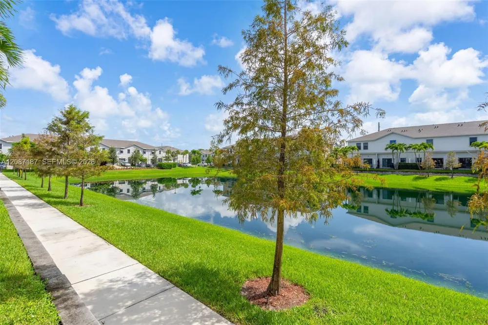 856 NW 3rd Way Pompano Beach, FL 33060