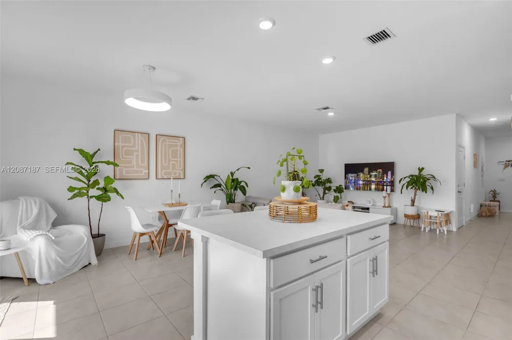 856 NW 3rd Way Pompano Beach, FL 33060