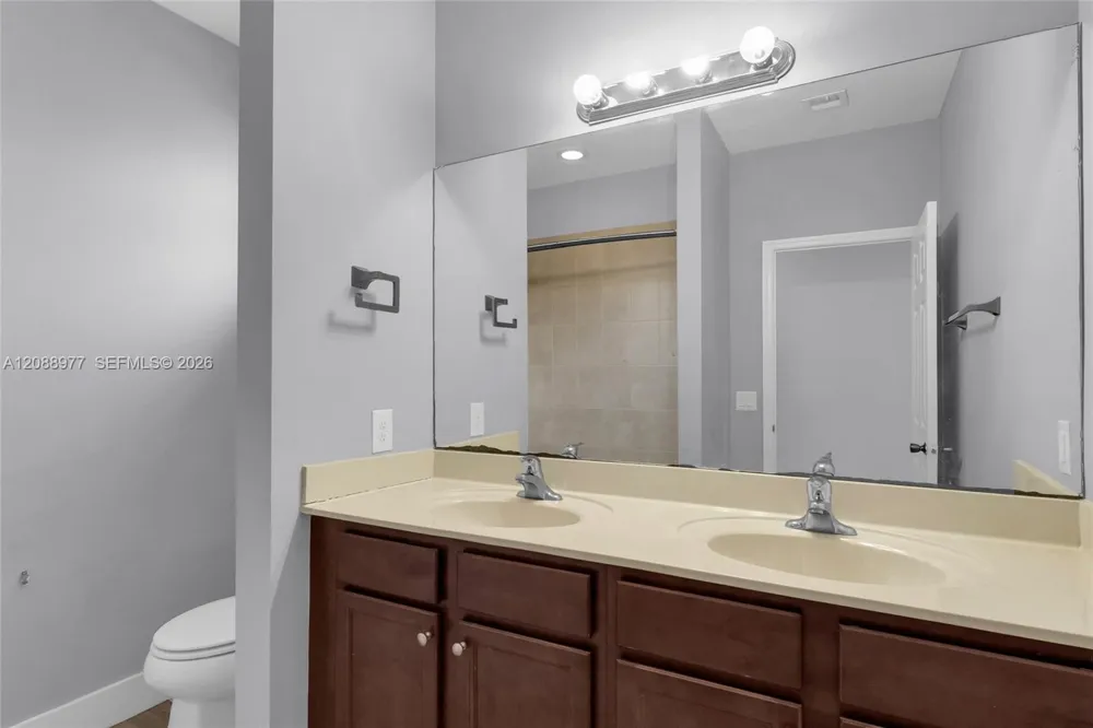 11671 SW 150th Pl Miami, FL 33196
