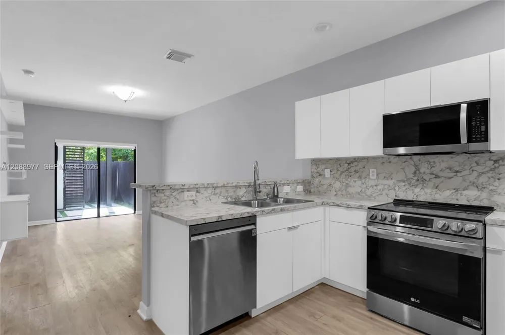 11671 SW 150th Pl Miami, FL 33196