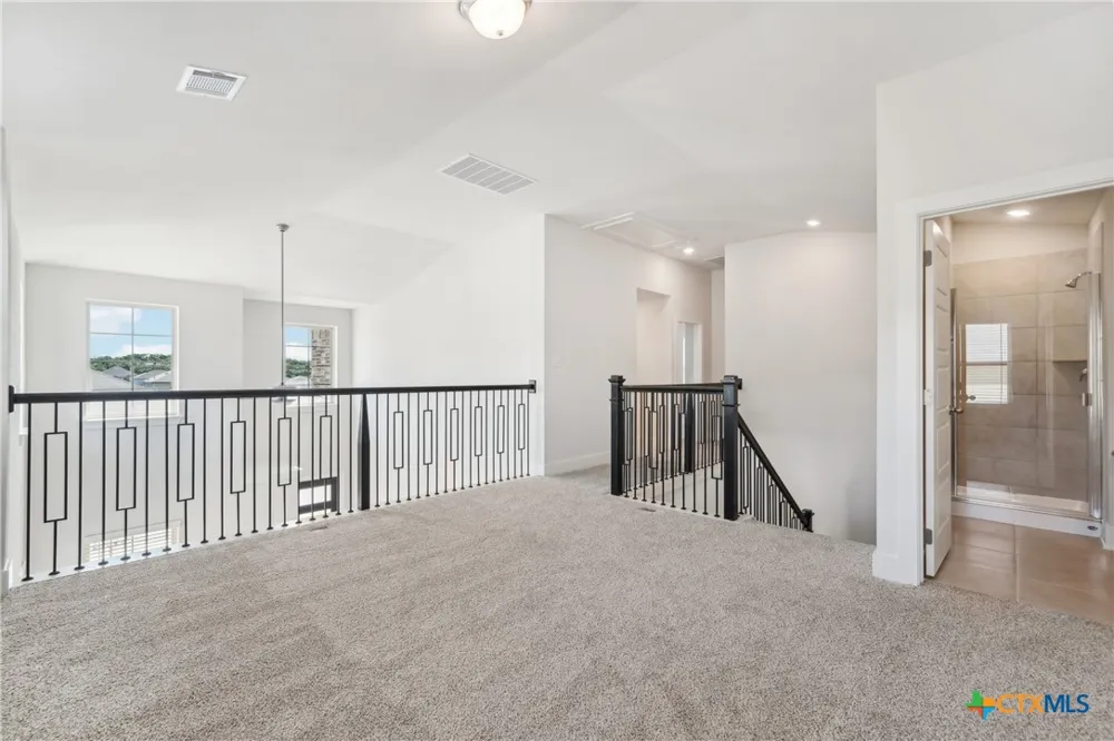 4225 Azalea Alley Marion, TX 78124
